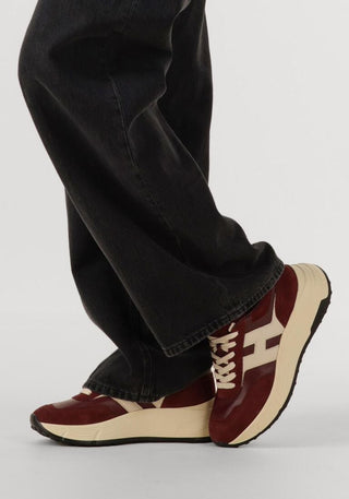 HOGAN