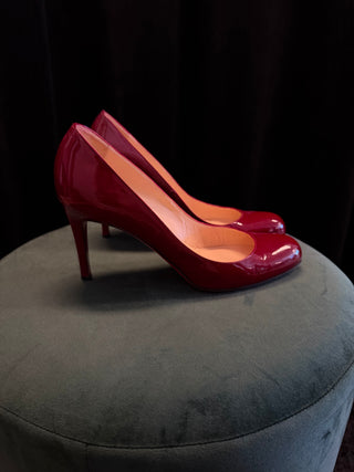 LOUBOUTIN